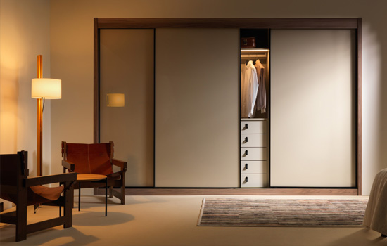 armario de dormitorio con puertas correderas en amara donostia